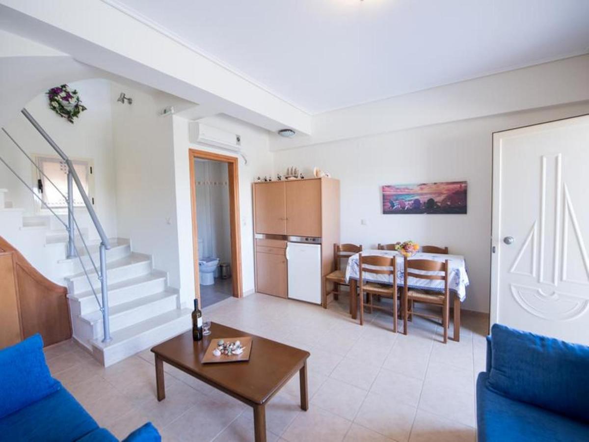 Manoleas Villas - Apartment 2 Stoúpa エクステリア 写真