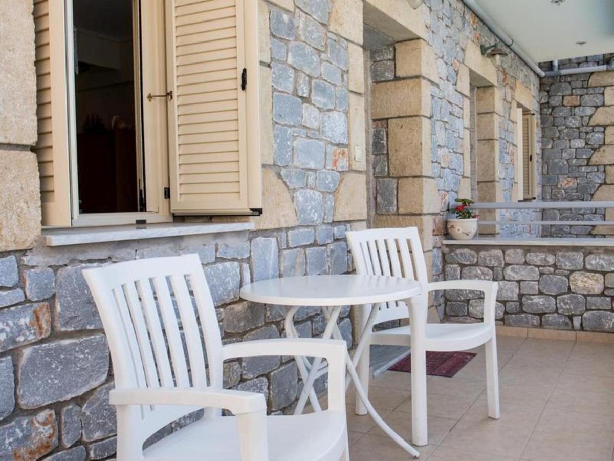 Manoleas Villas - Apartment 2 Stoúpa エクステリア 写真